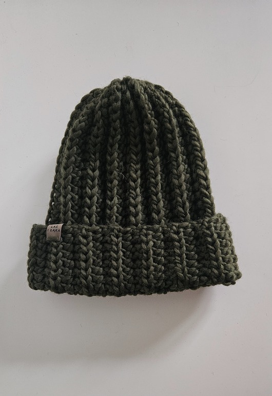 czapki damskie Czapka wełniana w kolorze butelkowa zieleń