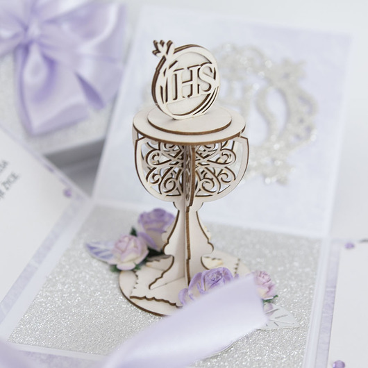 kartki na komunię Pamiątka Pierwszej Komunii exploding box kartka 3d