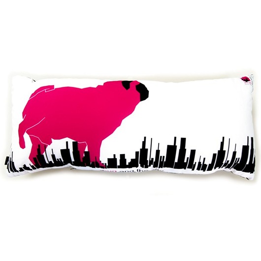 Pug and the city (long)- poduszka dekoracyjna Pink Pug Design
