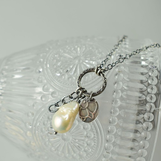 srebrne naszyjniki Perłowy czar - srebrny naszyjnik