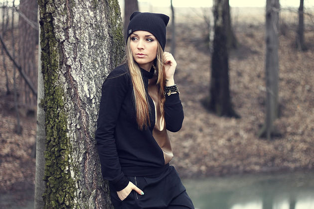 czapki damskie Czapka KET PLUS BLACK