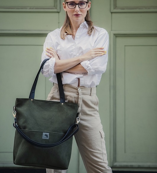 Torba w kolorze khaki z wodoodpornego nubuku Karolina Audycka