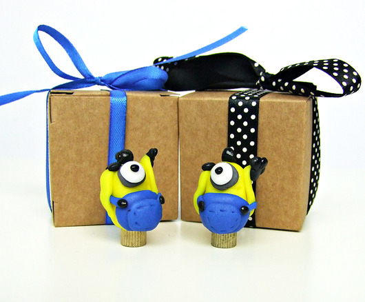 nakrętki na Twoje wentylki MiNiOnKi   prezent pan pompka