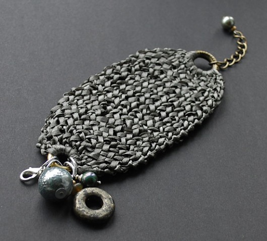 Oxid - old gold - bransoletka Buy or Die