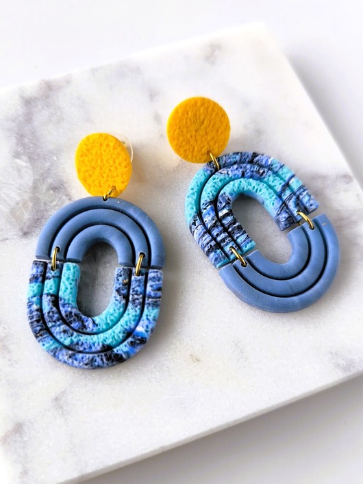 kolczyki z masy plastycznej Wiszące kolczyki geometryczne niebieskie owale