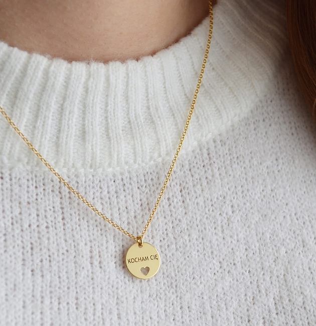 złote naszyjniki Kocham Cię grawer naszyjnik
