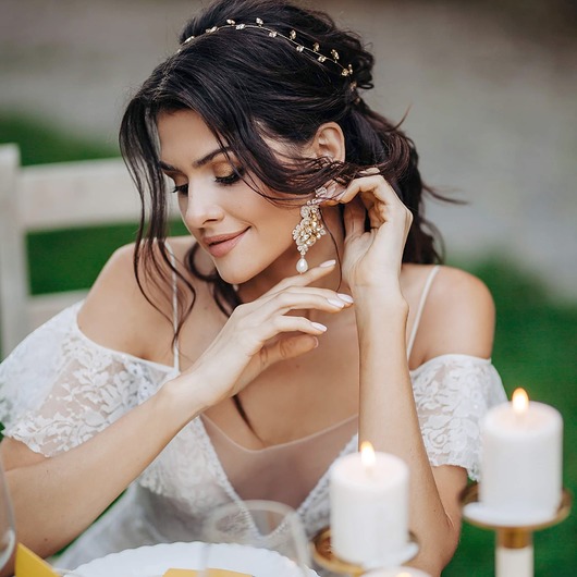 Biżuteria ślubna Lace Me Gold - perłowe