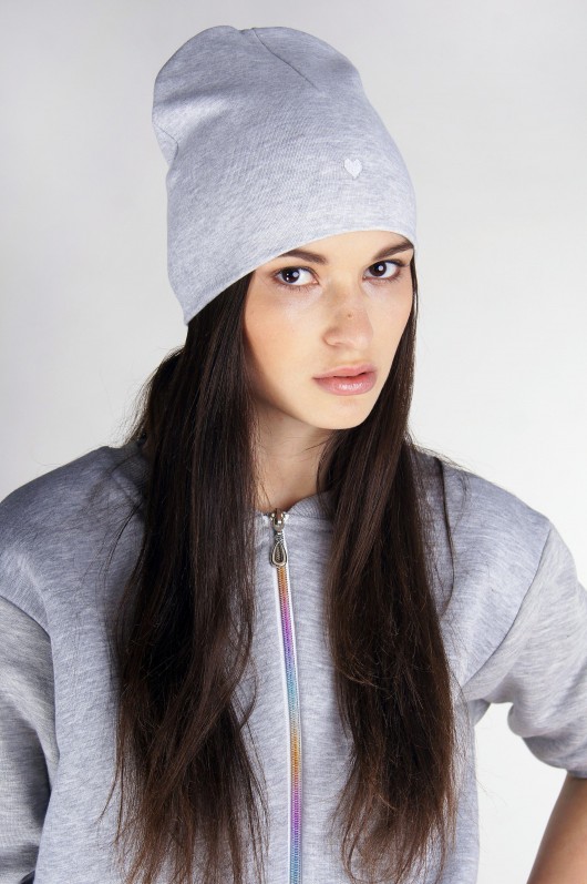 Czapka Gray with Gray Heart Karolina Marczuk