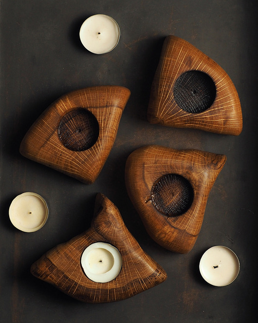 świeczniki i świece Zestaw dębowych świeczników