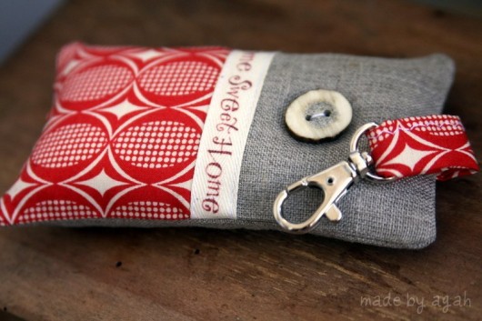 Brelok {Home Sweet Home} made by agah