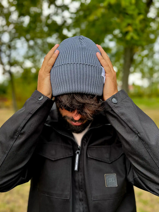 czapki i kapelusze męskie Męska czapka beanie z bawełny logo kolorowe Ciemny szary