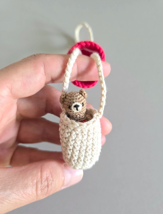 Akcesoria pozostałe Malutki miś zawieszka, miniaturka