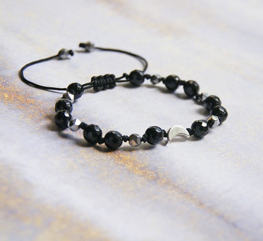 bransoletki z kamieni naturalnych OCHRONNA lunula : turmalin : srebrny hematyt