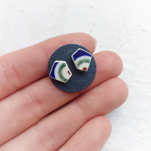 Kolczyki ceramiczne wielokąty biżuteria z talerzy