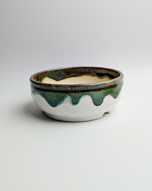 doniczki Płaska doniczka ceramiczna "zielone zacieki"
