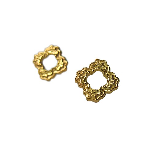 złocone kolczyki z ornamentami- ERIN KOS jewellery