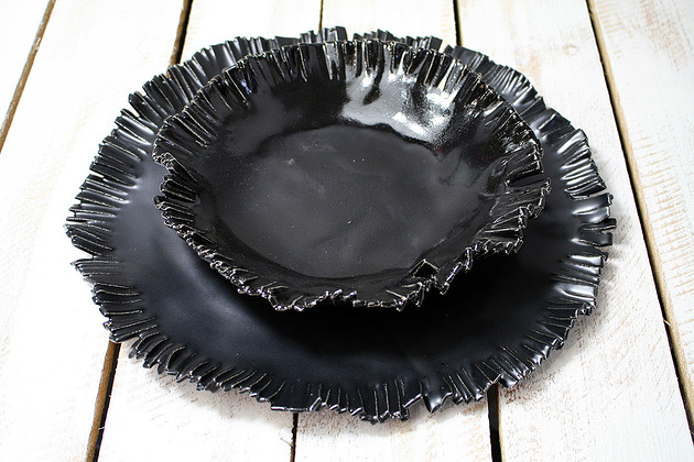 miski i misy Cut Plate   -  Black