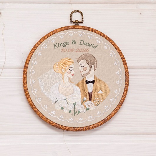 Ślub - inne Haft ślubny w tamborku 20 cm, indywidualna pamiątka ślubna, rocznicowa 51