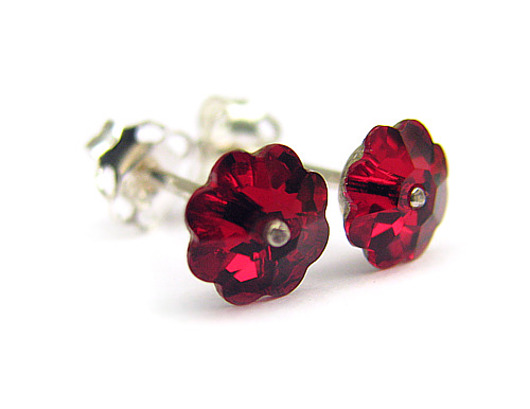 Drobne kolczyki kryształ Swarovski Mikro w bordo Marisella