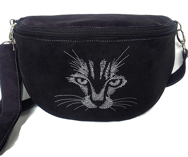 torebki, worki i plecaki dziecięce Nerka czarna z kotem haft