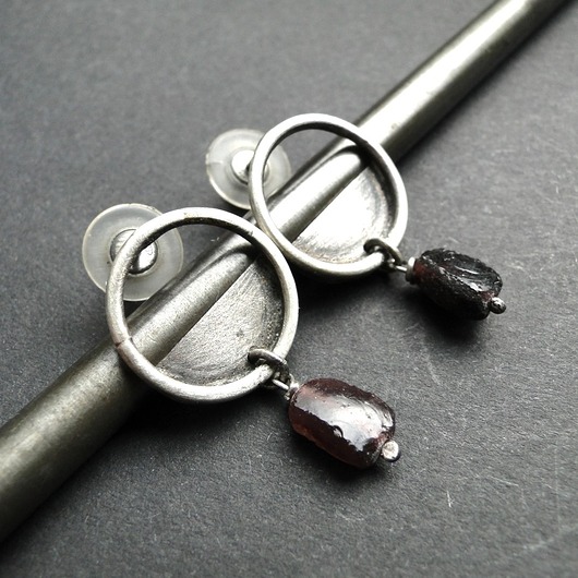 kolczyki srebrne Sztyfty Szkło afgańskie