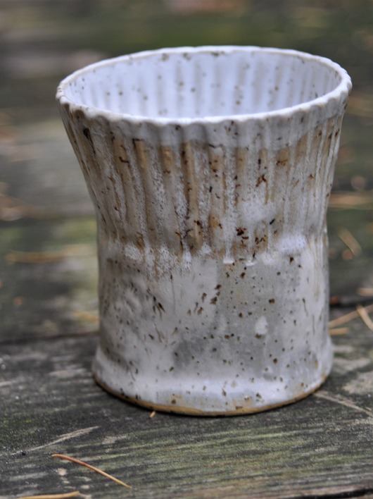 kubek ceramiczny cętkowany GoGa studio ceramiki