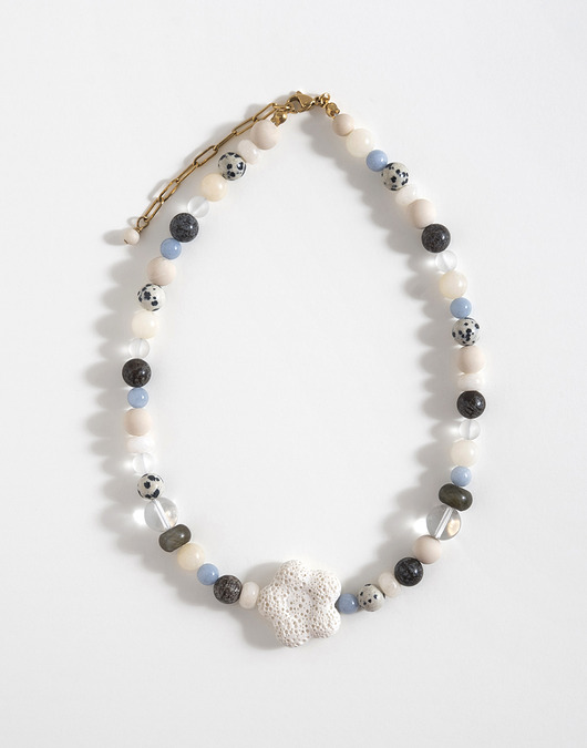 kolie Bąbelkowy naszyjnik z kwiatkiem