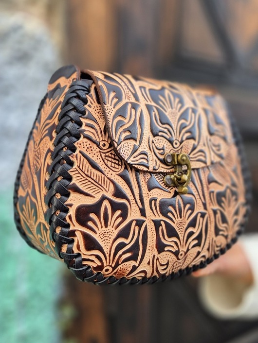 torby na ramię Torebka skórzana Julia beżowa kwiaty ręcznie robiona