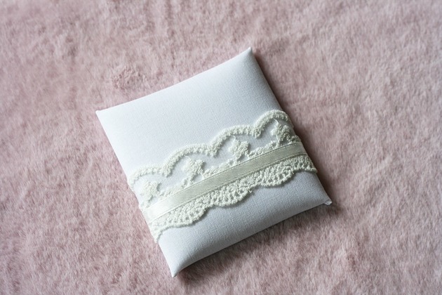 Poduszeczka na obrączki 10 x 10 cm AnemoneDream