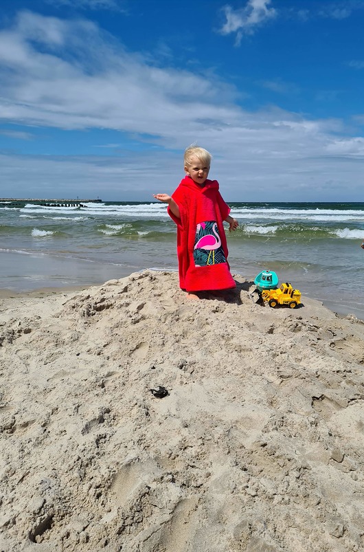SurfPoncho HugMe made by 7084 HugMe