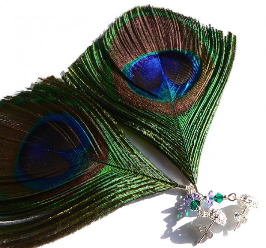 pawie oka i kryształ Swarovski Stella