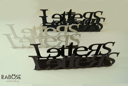 oryginalny stojak na listy LETTERS czarny Rabose Workshop
