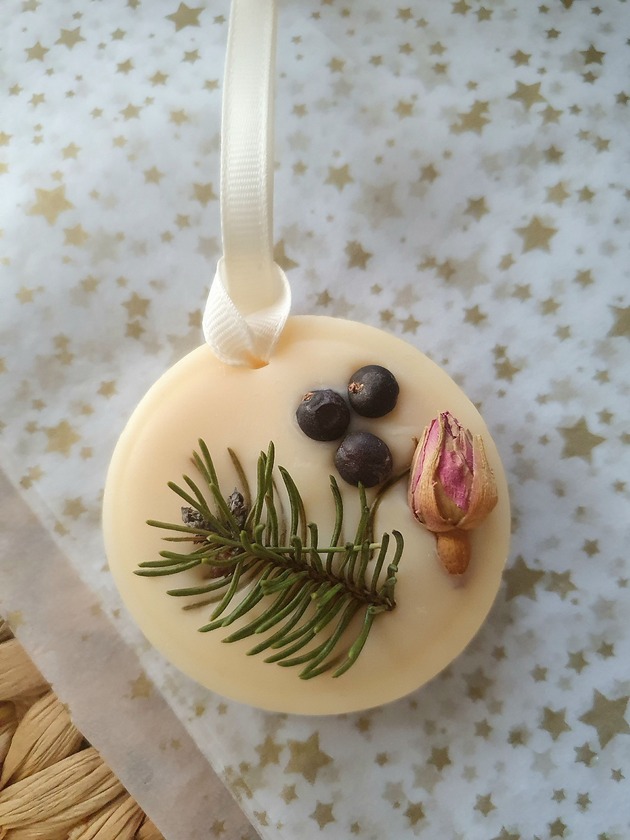 zapachy - inne Zawieszka zapachowa z wosku rzepakowego