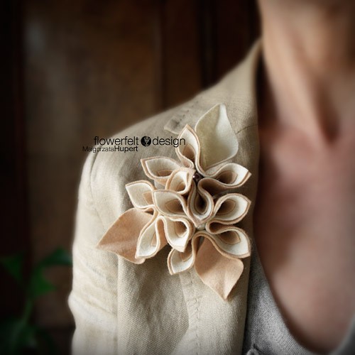 beżowa z ecru FlowerFelt Design