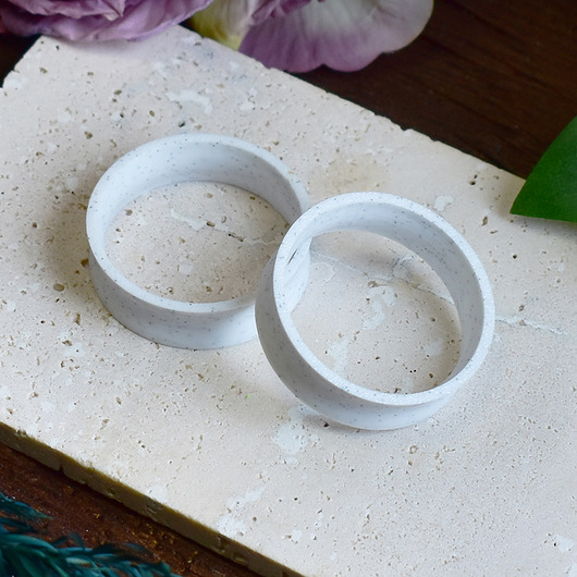 biżuteria różna Tunele do uszu 10-100mm / biały kamień  / plugi, tunele siodłowe