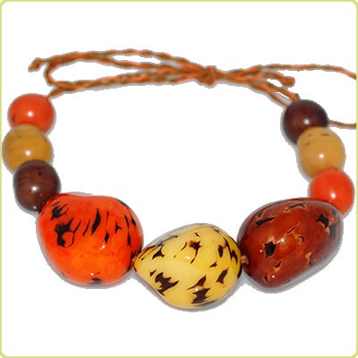 n109 - Naszyjnik Wilmy z orzechów tagua Galeria Macondo