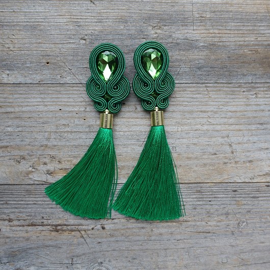 Zielone kolczyki soutache z frędzlami Mró Soutache