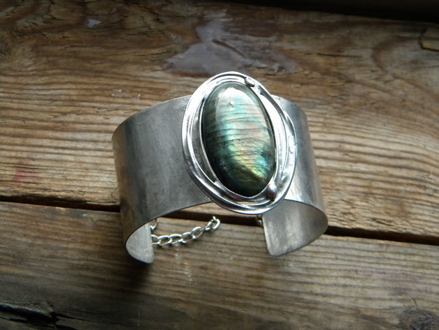 bransoletki wire wrapping Złoty labradoryt      - BRANSOLETA MANKIET - CUFF