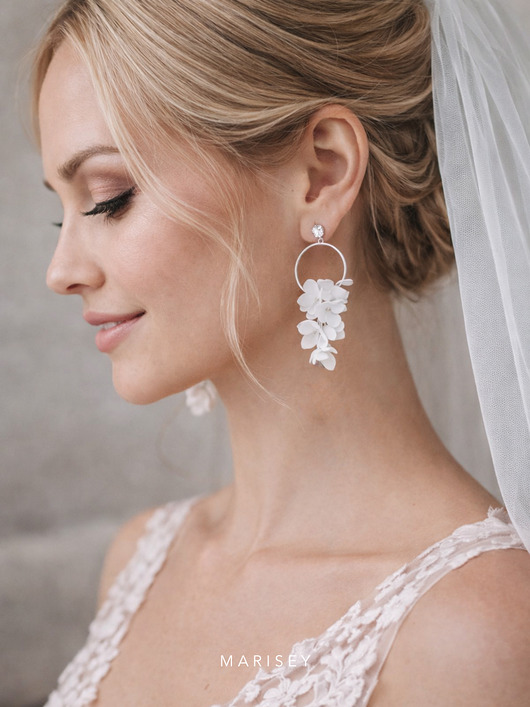 Biżuteria ślubna Ślubne kolczyki kwiatowe z kółkami LISA