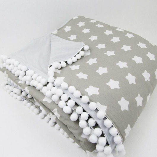Dwustronna Narzuta Szaro Biała Gwiazdy Pastelowa Enitka Sweet Baby Room