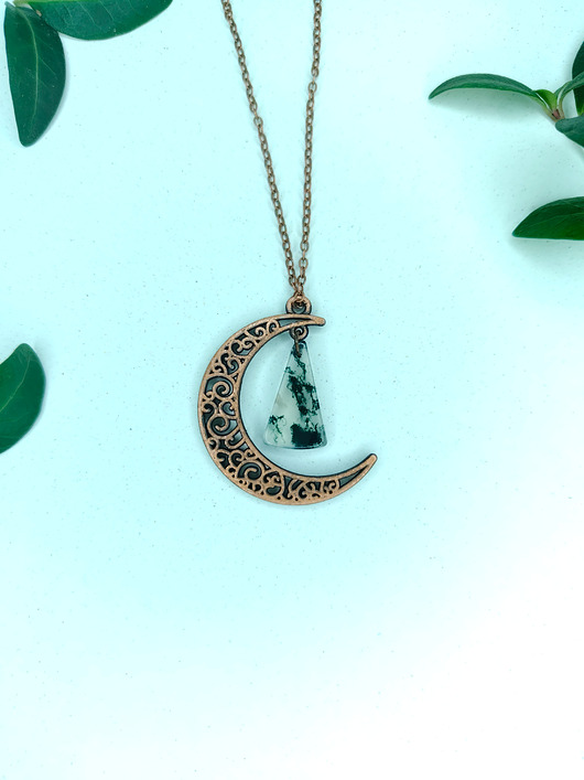 wisiory Księżyc z Agatem Mszystym- intuicja i spokój