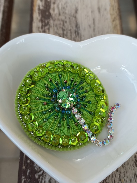 broszki Broszka dmuchawiec zielony