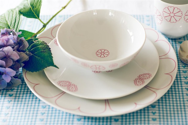 talerze, miski Porcelanowa Miseczka - Kolekcja Makatka Róż
