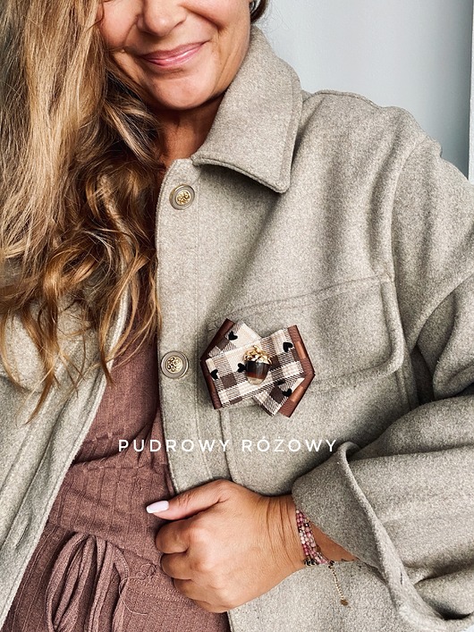 broszki Brosza z delikatnym  żołędziem