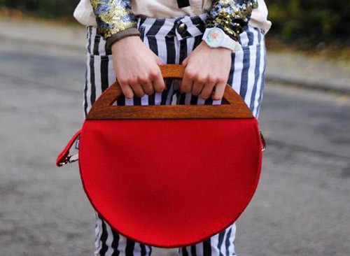 Round Red Glamour+pasek moo studio