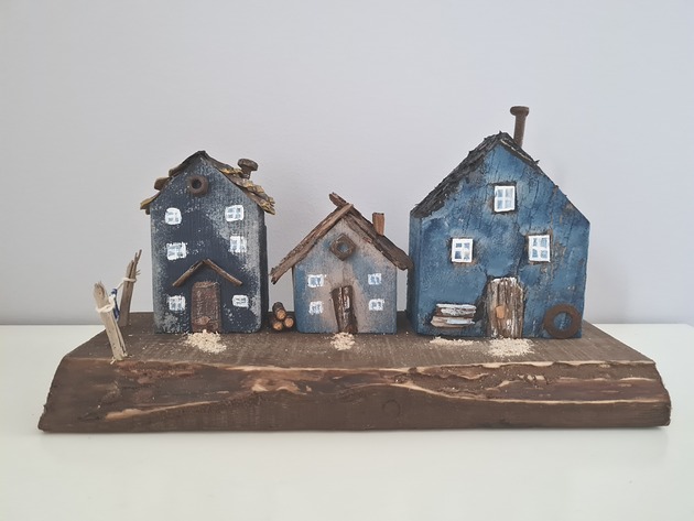 dodatki - różne Drewniane małe domki, drewniana dekoracja