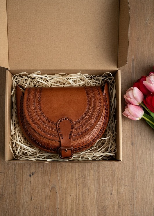 torby na ramię Skórzana torebka góralska ręcznie robiona Nicte wzory zakopane