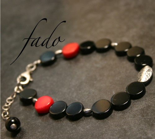 BLACK & red fado