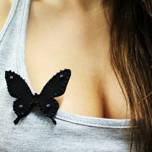 Broszka Black Felt Butterfly  LOVINA PRINTS