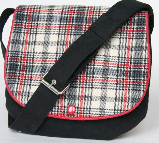 Czarna z kratką Balik Hand Made